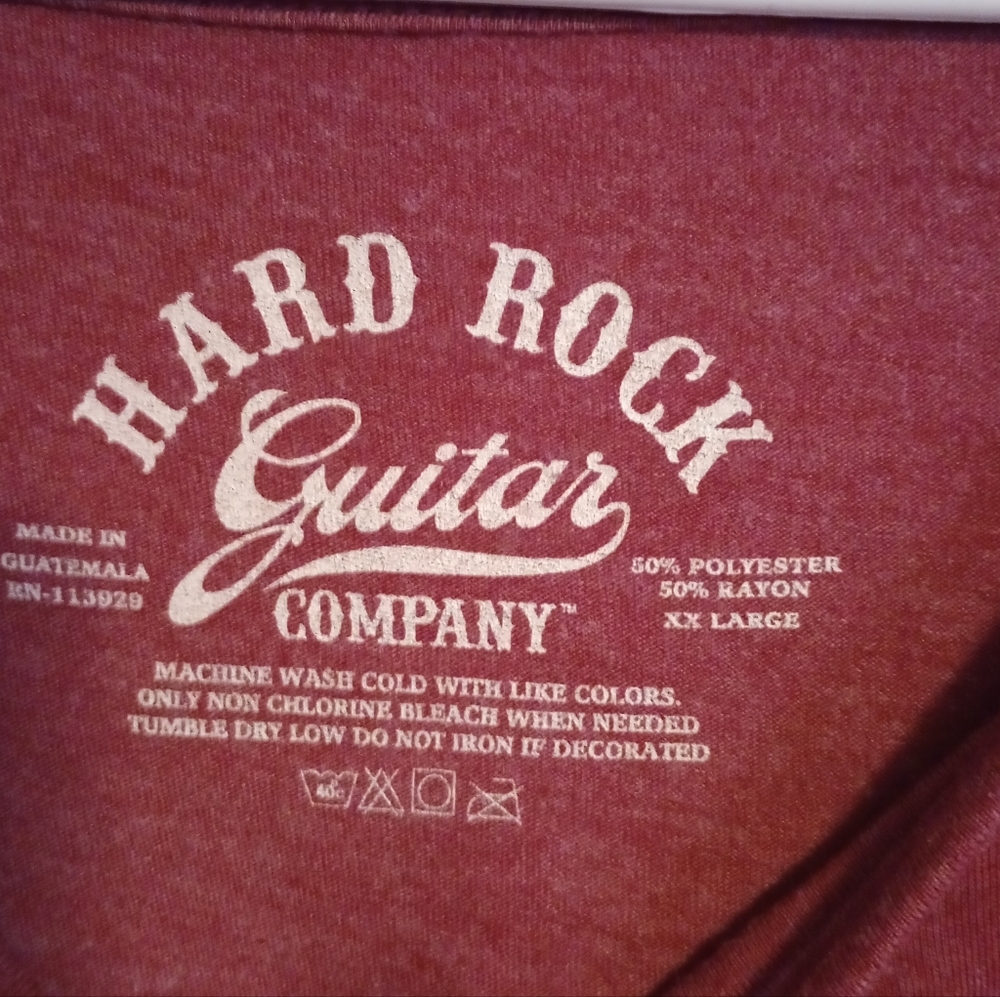 Hard Rock Guitar Company Women's Maroon Graphic Top Size XXL - Picture 3 of 3